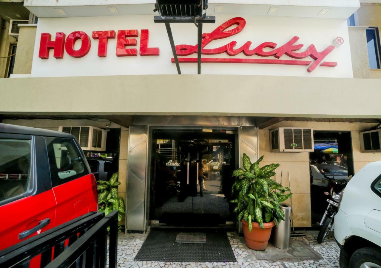 Lucky Hotel Bandra Mumbai Exterior photo
