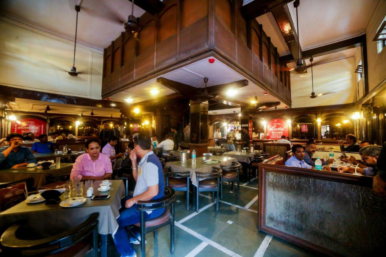 Lucky Hotel Bandra Mumbai Exterior photo